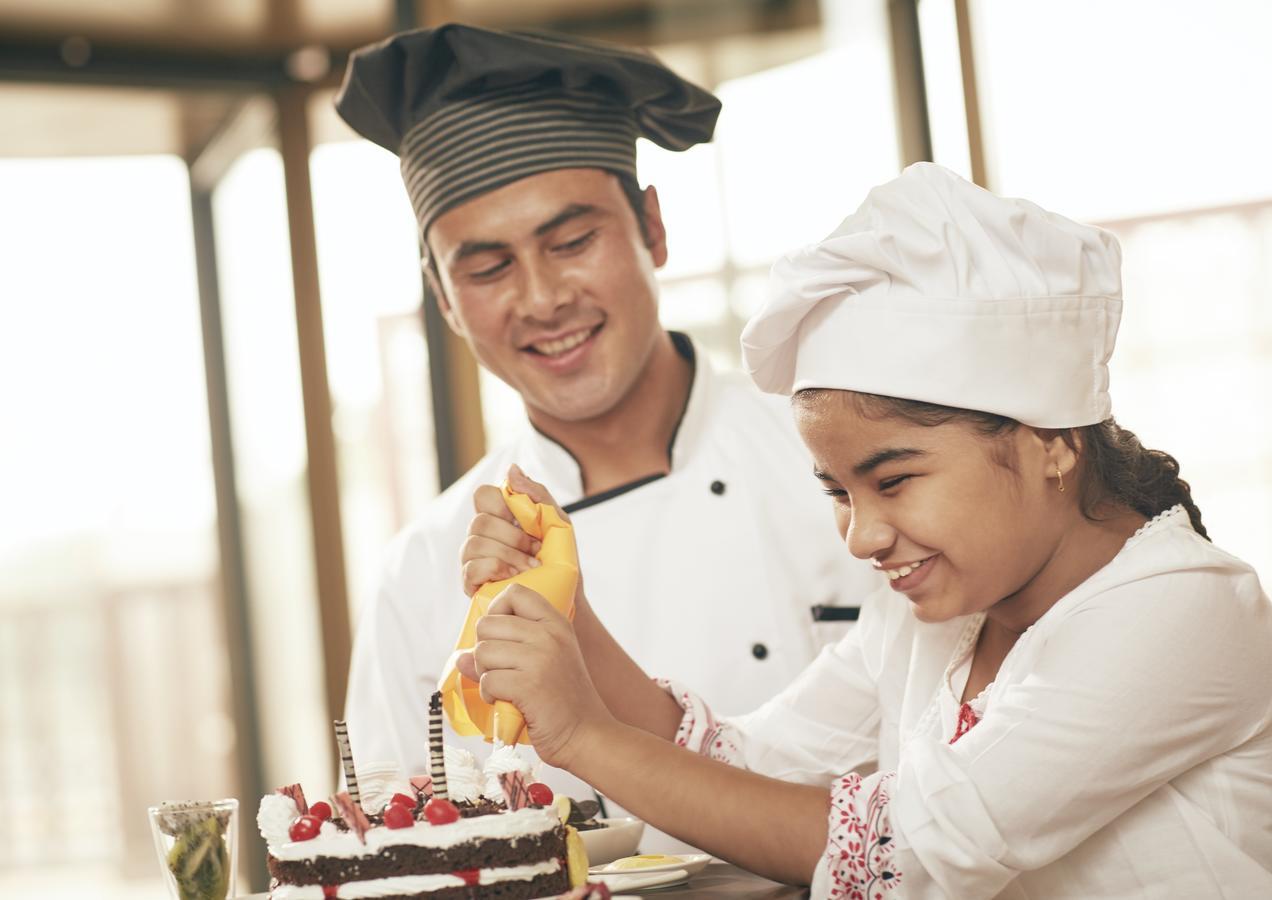 Hotel Taj Swarna, Amritsar Zewnętrze zdjęcie Chef training